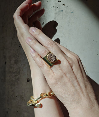 Akihi Thea Ring in Mocha Brown