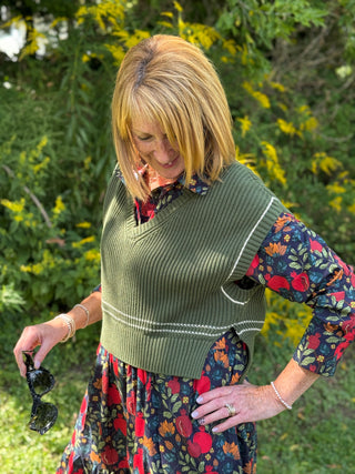 Paper Label Ash Vest in Bronze Green