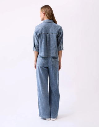 Yoga Denim Featherweight Lily Wide Leg in Alpine