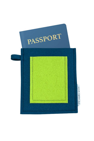 Ste. Marg Scot Wool Passport Wallet