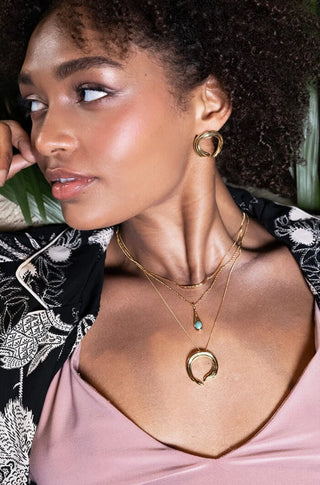 Sarah Mulder Hiatus Necklace in Gold