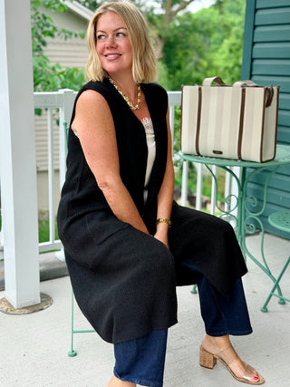 Echo Verde Duster Vest in Black