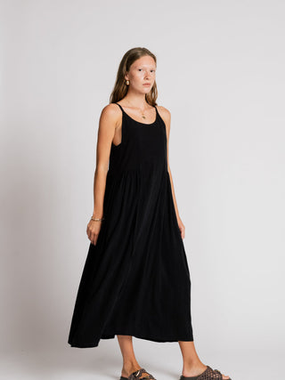 Allison Wonderland Swan Dress