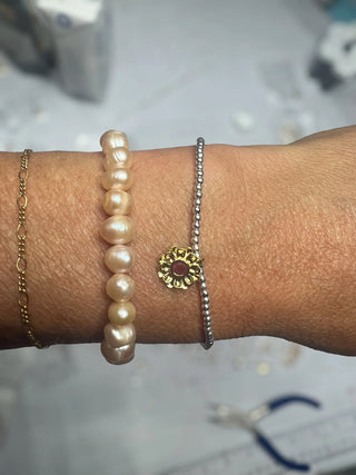 Saskia DeVries Holiday Silver Vintage Flower Bracelet