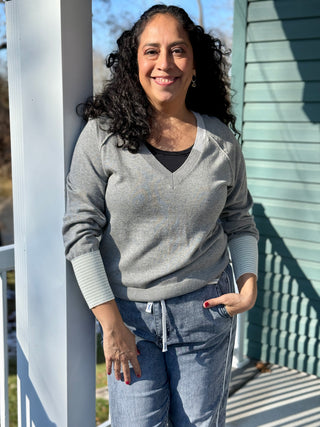 BLACK FRIDAY DOOR CRASHER! Hatley Cary Charcoal Pullover