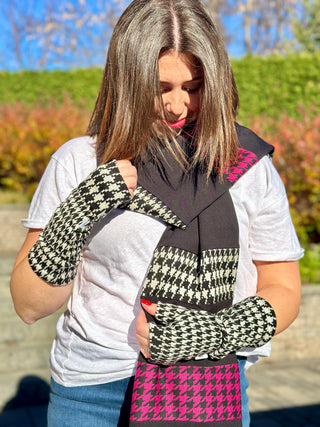 Slak Houndstooth Fingerless Gloves