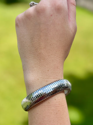 Victoria Emerson Silver Amelia Stretch Bangle
