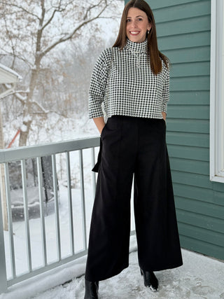 LaLune Stretchy Houndstooth Top