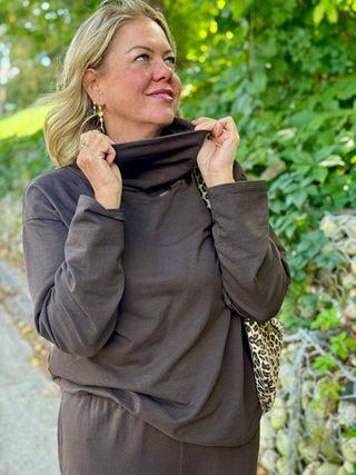 Pistache Coffee Funnel Neck