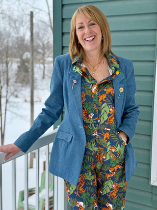 Hilary MacMillan Fitted Denim Blazer (with 5 Brooches!)