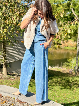 Yoga Denim Featherweight Lily Wide Leg in Alpine