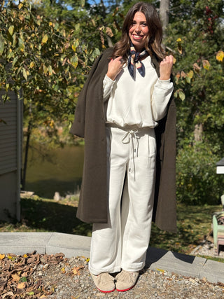 Paper Label Jayne Trouser Sweatpant in Gardenia