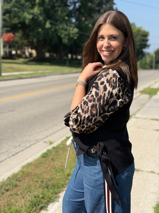 Pistache Leopard Split-V Shirt