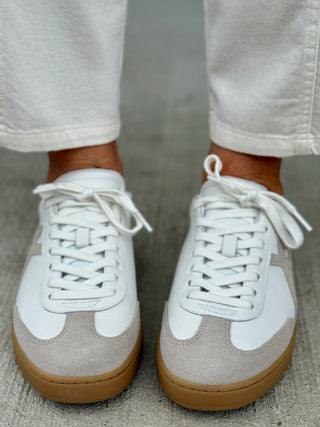FitFlop Dash Leather Sneaker