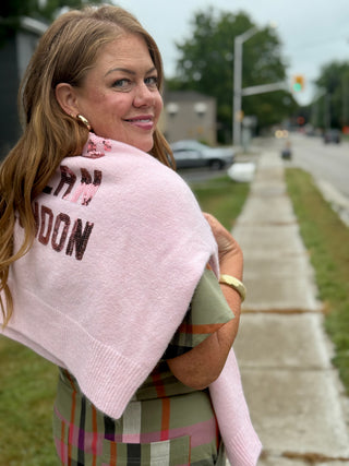 Lyla + Luxe Yassie Fashion Cities Pullover
