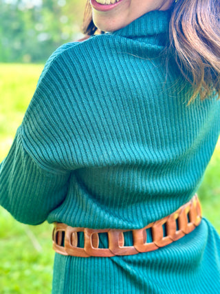 Inian Slung Belt in Cognac