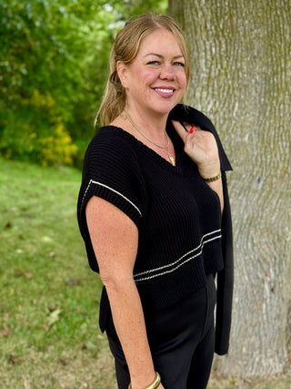 Paper Label Ash Vest in Black