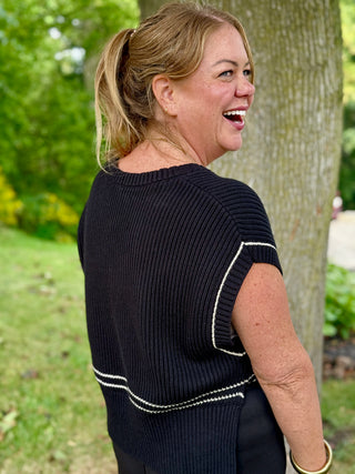 Paper Label Ash Vest in Black