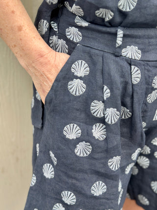 Pistache Shells Linen Shorts