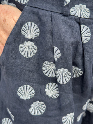 Pistache Shells Linen Shorts