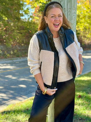 Lyla + Luxe Bows Pullover