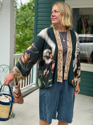 Market of Stars Under My Wing Jacket-Length Kimono