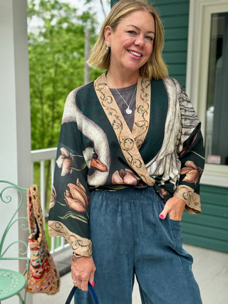 Market of Stars Under My Wing Jacket-Length Kimono