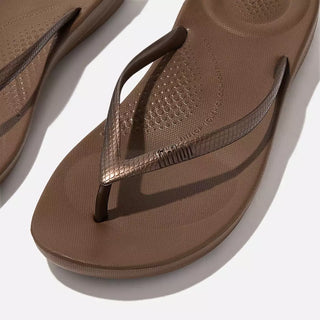 FitFlop IQushion Ergonomic Flip Flop in Bronze