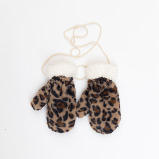 Lyla + Luxe Leopard Faux Fur Mittens