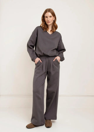 Paper Label Emma V Neck Blouson in Turbulence