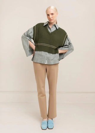 Paper Label Ash Vest in Bronze Green