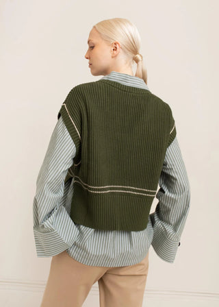 Paper Label Ash Vest in Bronze Green