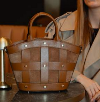 Mathilde Marseille Handbag in Camel