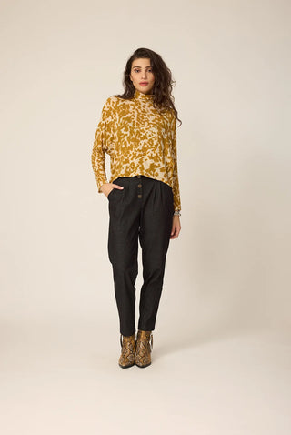 Cokluch Polly Top in Curry
