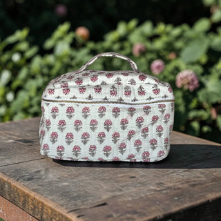 Aarkiti Vanity Pouch in Mini Pink Floral
